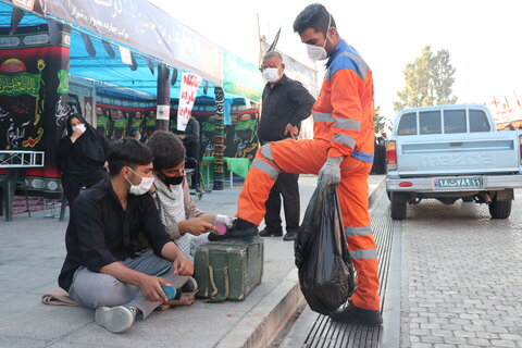 تصاویر| حال و هوای زائران حسینی در بین الحرمین شیراز