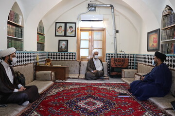 بسیاری از مدارس علمیه سطح استان  فارس هیچ‌گونه موقوفه‌ای ندارند