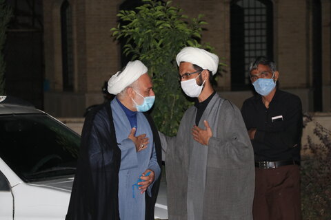تصاویر| ادامه فعالیت مبلغین قشقایی در بین الحرمین شیراز