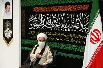 بدون ملاحظه کاری با مفسدان برخورد شود