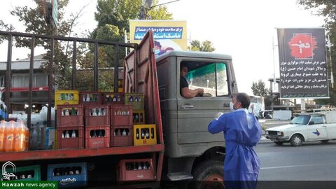 بالصور/ توزيع المساعدات الغذائية لدائرة أوقات محافظة أذربيجان الغربية في مشروع التعاطف الوطني في إيراني