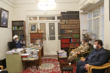 تصاویر / دیدار رئیس سازمان پدافند غیرعامل کشور با آیت الله فاضل لنکرانی