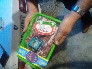 توزیع ۳۰۰ کیلوگرم گوشت گرم میان نیازمندان شیراز