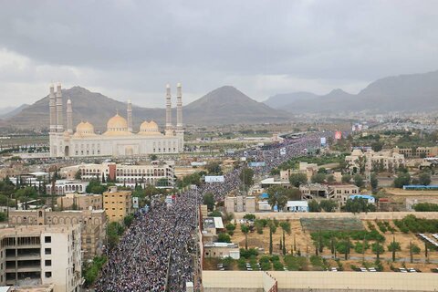 حضور میلیونی یمنی ها در جشن میلاد نبی مکرم اسلام حضرت محمد (ص)