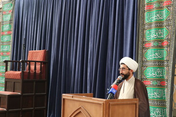 انتقاد مدیر حوزه علمیه فارس از دوچرخه سواری بانوان