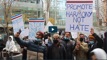 مسلمانان کانادا به رهگذاران شاخه‌های گل اهداء کردند