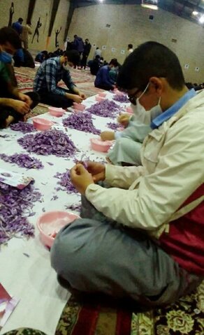 تصاویر|فعالیت گروه جهادی «یاران شهید سلیمانی» مدرسه سفیران بیجار در لبیک به منویات امام خامنه ای