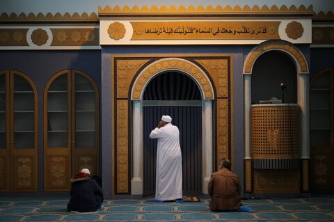 نخستین نماز جمعه در نخستین مسجد آتن اقامه شد