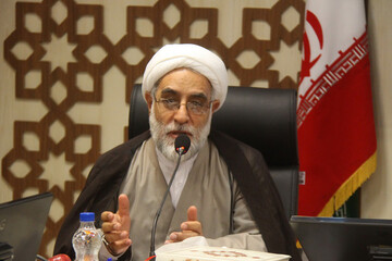 ضرورت توجه به تعلیم و تربیت در مدارس علمیه