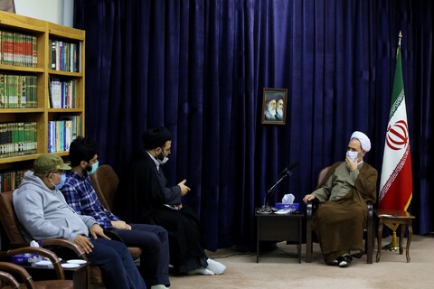 تصاویر/ دیدار اعضای پژوهشگاه تخصصی شهید صدر با آیت الله اعرافی