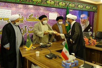 تصاویر/  تجلیل از طلاب شهرستان ماکو و شوط