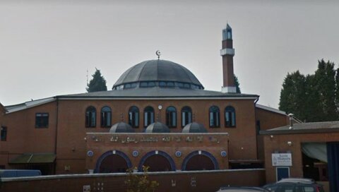 مسلمانان انگلیسی بیش از ۲۲ هزار یورو برای توسعه مسجد کمک کردند