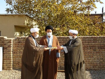 امام جمعه ماکو به دیدار روحانیون روستاها رفت + عکس