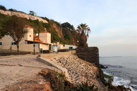 ساکنان جزیره تاریخی در آفریقا خواستار مرمت تنها مسجدشان هستند