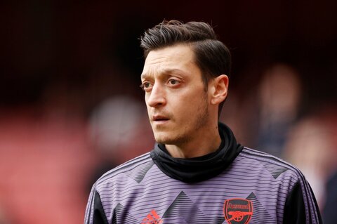We should answer growing anti-Islam sentiment with kindness, Özil says