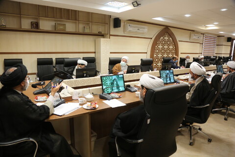 دومین جلسه شورای سیاستگذاری ادیان در مرکز ارتباطات و بین الملل حوزه