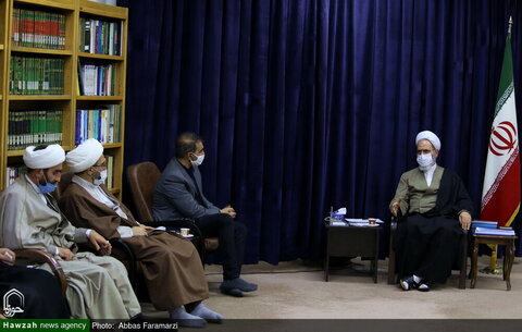 Ayatollah A'rafi in a meeting with Azerbaijan scholars: