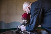 داستان مراقبت مرد مسلمان از پیرزن صرب در کوزوو + تصاویر