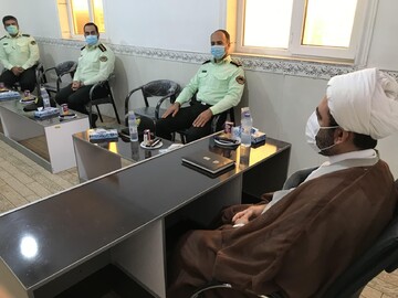 اگر اقتدار نیروی انتظامی شکسته شود زندگی برای مردم ناامن می شود