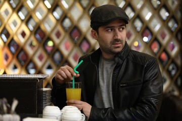 بازیگر “خانه امن” در مهمانی به خانه بر می گردیم