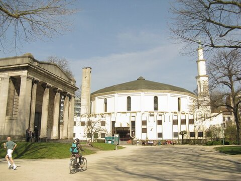 دولت بلژیک از برسمیت شناختن مسجد جامع سر باز می‌زند