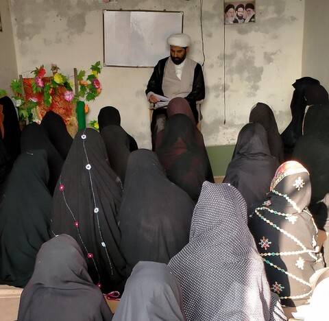 مدرسہ خدیجۃ الکبری (س) میں تربیتی نشست