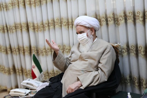 تکایای مذهبی جای ساختن تنبور و قهوه‌خانه سنتی نیست/ کرمانشاه دروازه کربلاست