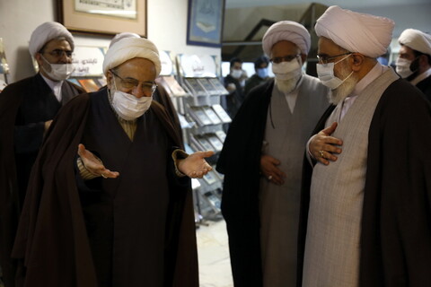 تجلیل از مقام علمی استاد جعفر الهادی(خوشنویس)