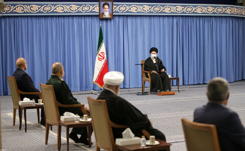 دیدار دست‌اندرکاران مراسم سالگرد شهید سلیمانی با رهبر معظم انقلاب اسلامی