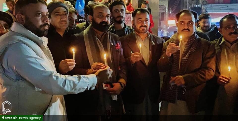 پشاور، سانحۂ اے پی ایس کے معصوم شہید بچوں کو خراجِ عقیدت