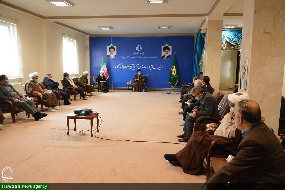 بالصور/ اجتماع مجلس الثقافة العامة برئاسة ممثل الولي الفقية في محافظة أذربيجان الغربية شمالي غرب إيران