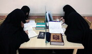 بانوی طلبه بوشهری از دغدغه های پژوهشی می گوید | طلاب پژوهش را جدی بگیرند
