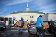 جامعه اسلامی بلومفیلد، ۵۰۰ جعبه مواد غذایی به نیازمندان داد