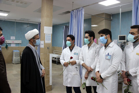 تصاویر/  بازدید نماینده ولی فقیه در خراسان شمالی از بیمارستان های بجنورد به مناسبت روز پرستار
