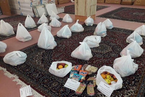 تصاویر/ اجرای یلدای مهربانی به به همت مدرسه علمیه الزهرا (س) خوی