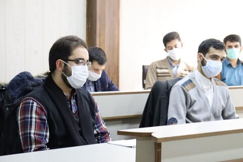 تصاویر| نشست علمی با موضوع بررسی تفکر صوفی گری در مثنوی در مدرسه علمیه امام خمینی (ره) ارومیه