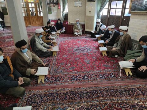 محفل انس با قرآن در حوزه علمیه قزوین