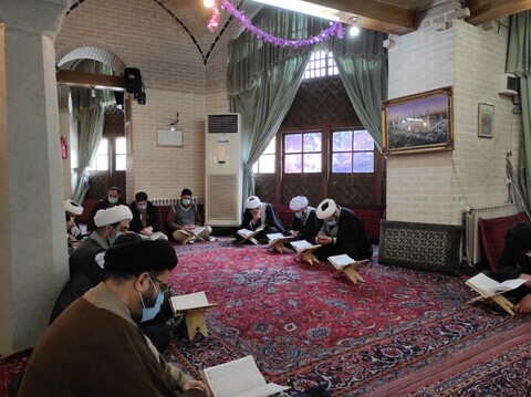 تصاویر/ برگزاری محفل انس با قرآن در مسجد شیخ الاسلام قزوین