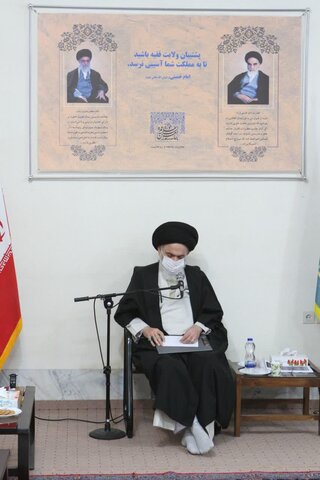 دیدار هیأت رئیسه و رؤسای کمیسیون های مجمع نمایندگان طلاب با آیت الله حسینی بوشهری