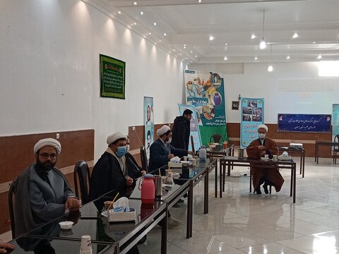 تصاویر/ نشست سرگروه‌های طلاب جهادی با مدیر حوزه علمیه سمنان