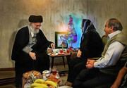 Ayatollah Khamenei congratulates world Christians on Christmas