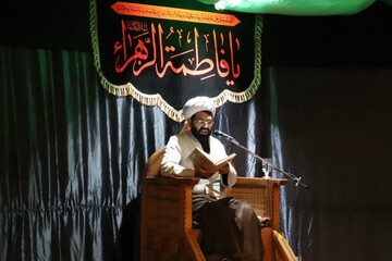 نماز اول وقت و توسل به اهل بیت(ع) شاه کلید رسیدن به سعادت است