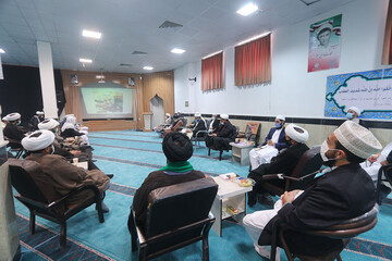 خسروپناه: "توحید محوری" رکن اصلی مکتب حاج قاسم است | مولوی عاشوری: برای سردار سلیمانی شیعه و سنی هیچ تفاوتی نداشت