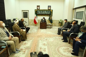 نشست اضطراری ستاد پیشگیری از شیوع کرونا در قم برگزار شد