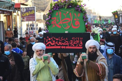 عزاداری شیعیان عراق در عزای شهادت حضرت صدیقه طاهره (سلام الله علیها)