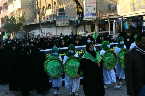 عزاداری شیعیان عراق در عزای شهادت حضرت صدیقه طاهره (سلام الله علیها)