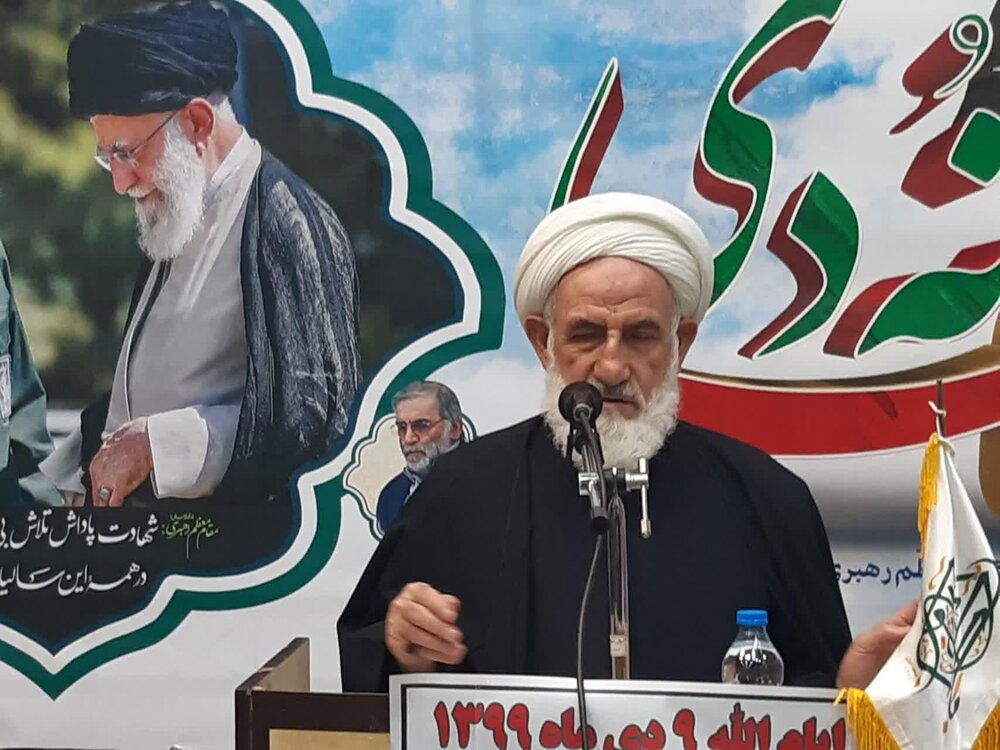 رهبر انقلاب در فتنه ۸۸ مراقب بودند کارهای جاری کشور تعطیل نشود | سران فتنه دشمن را امیدوار کردند