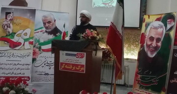 دشمن در فتنه ۸۸ به دنبال تقابل مردم با نظام و ولایت فقیه بود