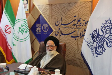 حوزه علمیه تهران مرکز اعتراضات گسترده علیه رژیم طاغوت بود