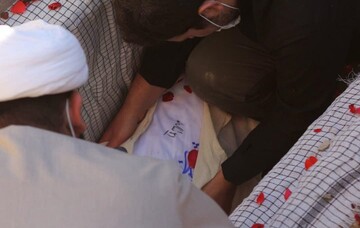 ۲ شهید گمنام در دانشکده روانشناسی دانشگاه سمنان در مهدی‌شهر آرام گرفتند